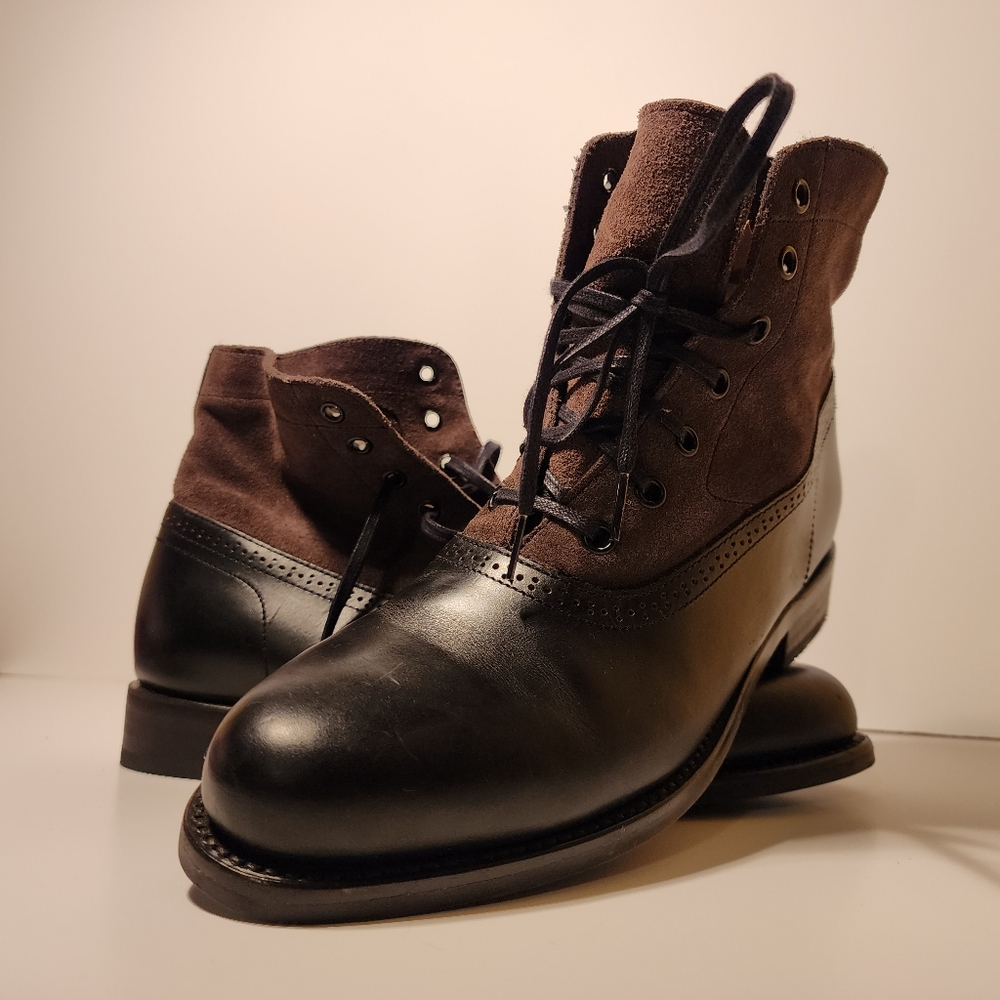 Wolverine 1000 mile leather ankle boot black and grey Women's size 10